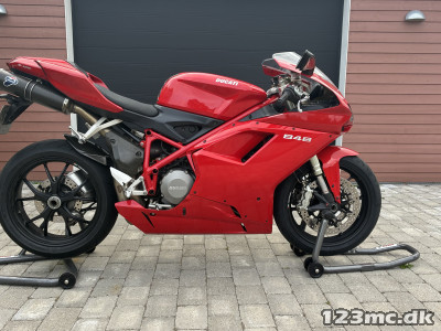 Ducati 848