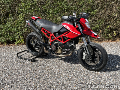 Ducati Hypermotard 1100