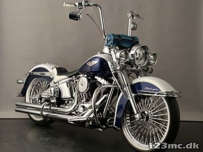 Harley-Davidson FLSTN Softail Deluxe