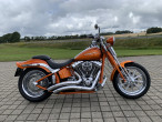 Harley-Davidson FXSTSSE2 Screamin Eagle Softail Springer HMC Motorcykler. Vi bytter gerne.