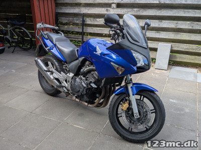 Honda CBF 600 SA Sport-touring Honda CBF 600 SA Sport-touring