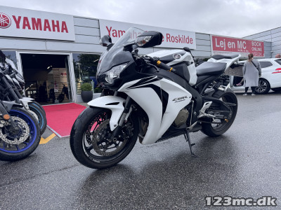 Honda CBR 1000 RR Fireblade
