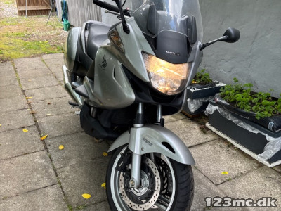 Honda NT 700 Deauville