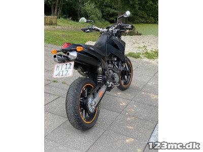 KTM 640 Duke