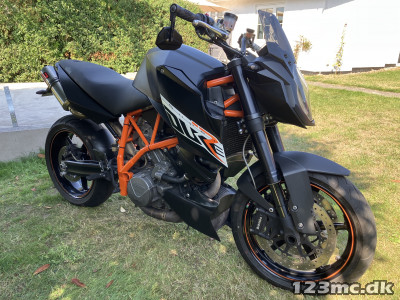 KTM 990 Super Duke R