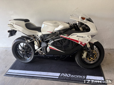 MV Agusta F4 1000 MV Agusta F4 1000