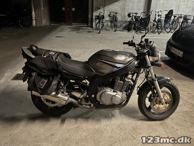Suzuki GS 500