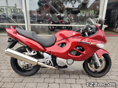 Suzuki GSX 750 F