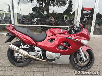 Suzuki GSX 750 F