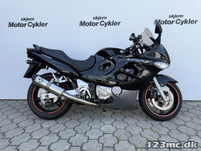Suzuki GSX 750 F