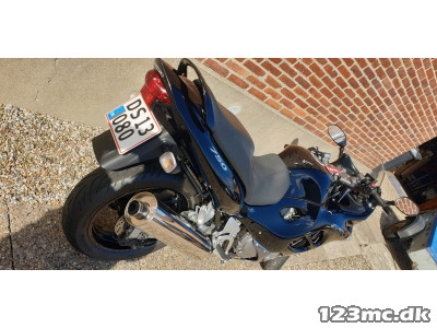 Suzuki GSX 750 F