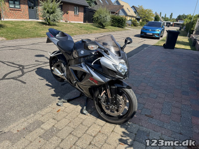 Suzuki GSXR 750