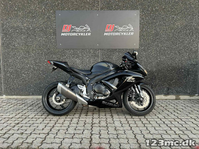 Suzuki GSXR 750