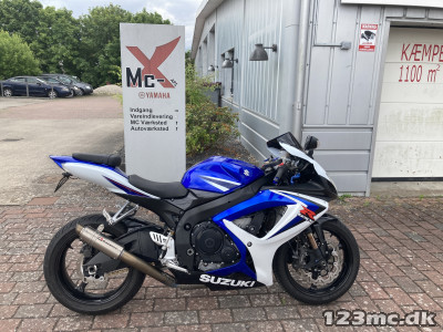 Suzuki GSXR 750