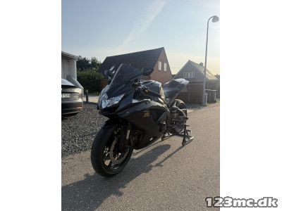 Suzuki GSXR 750