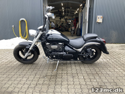 Suzuki VZ 800 Intruder