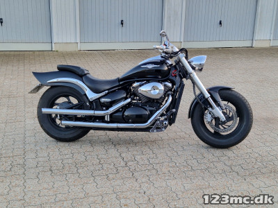 Suzuki VZ 800 Intruder