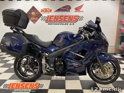 Triumph Sprint ST 1050