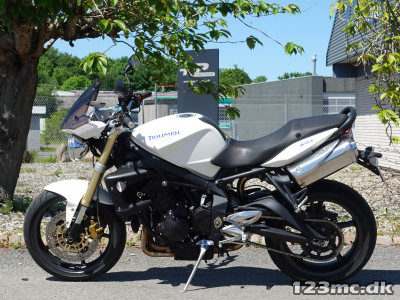 Triumph Street Triple