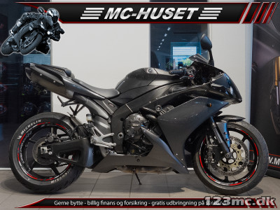 Yamaha YZF R1