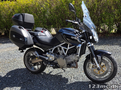 Aprilia Mana 850