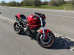 2009 Ducati Monster 696