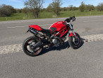 2009 Ducati Monster 696