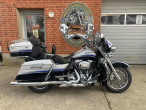 2009 Harley-Davidson FLHTCUSE CVO Electra Glide Ultra Classic