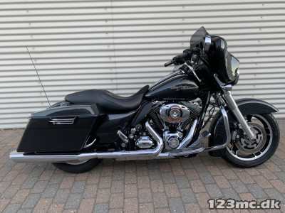 Harley-Davidson FLHX Street Glide HMC Motorcykler. Vi bytter gerne.