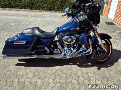 Harley-Davidson FLHX Street Glide