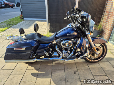 Harley-Davidson FLHX Street Glide
