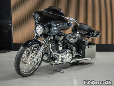 Harley-Davidson FLHX Street Glide