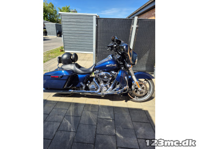 Harley-Davidson FLHX Street Glide