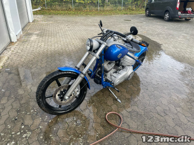 Harley-Davidson FXCW Rocker