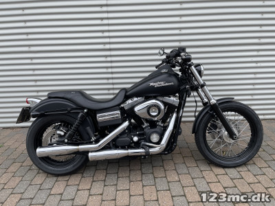 Harley-Davidson FXDB Street Bob HMC Motorcykler.  Vi bytter gerne.
