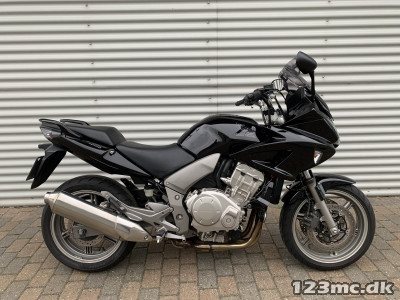 Honda CBF 1000 HMC Motorcykler.  Vi bytter gerne.
