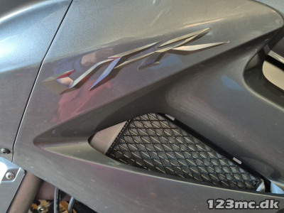 Honda VFR 800 F Rc 46