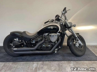 Suzuki VZ 800 Intruder