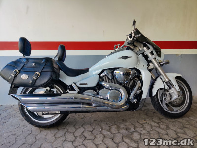 Suzuki VZR 1800 Intruder tour