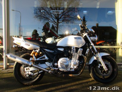 Yamaha XJR 1300