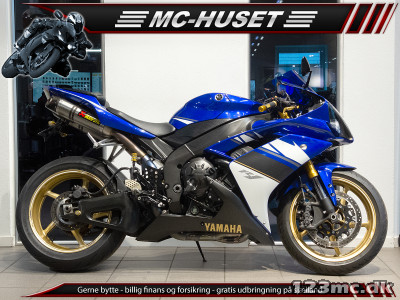 Yamaha YZF R1