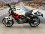 2010 Ducati Monster 1100