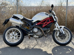 2010 Ducati Monster 1100 S