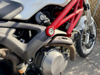 2010 Ducati Monster 1100 S
