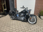 2010 Harley-Davidson FLDE Deluxe