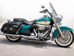 2010 Harley-Davidson FLHRC Road King Classic 2010 Harley-Davidson FLHRC Road King Classic