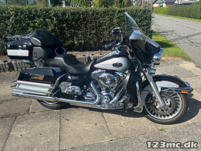 Harley-Davidson FLHTCU Electra Glide Ultra Classic