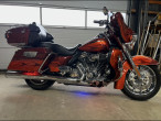 2010 Harley-Davidson FLHTCUSE CVO Electra Glide Ultra Classic