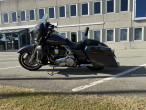2010 Harley-Davidson FLHXI Street Glide