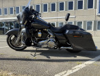 2010 Harley-Davidson FLHXI Street Glide